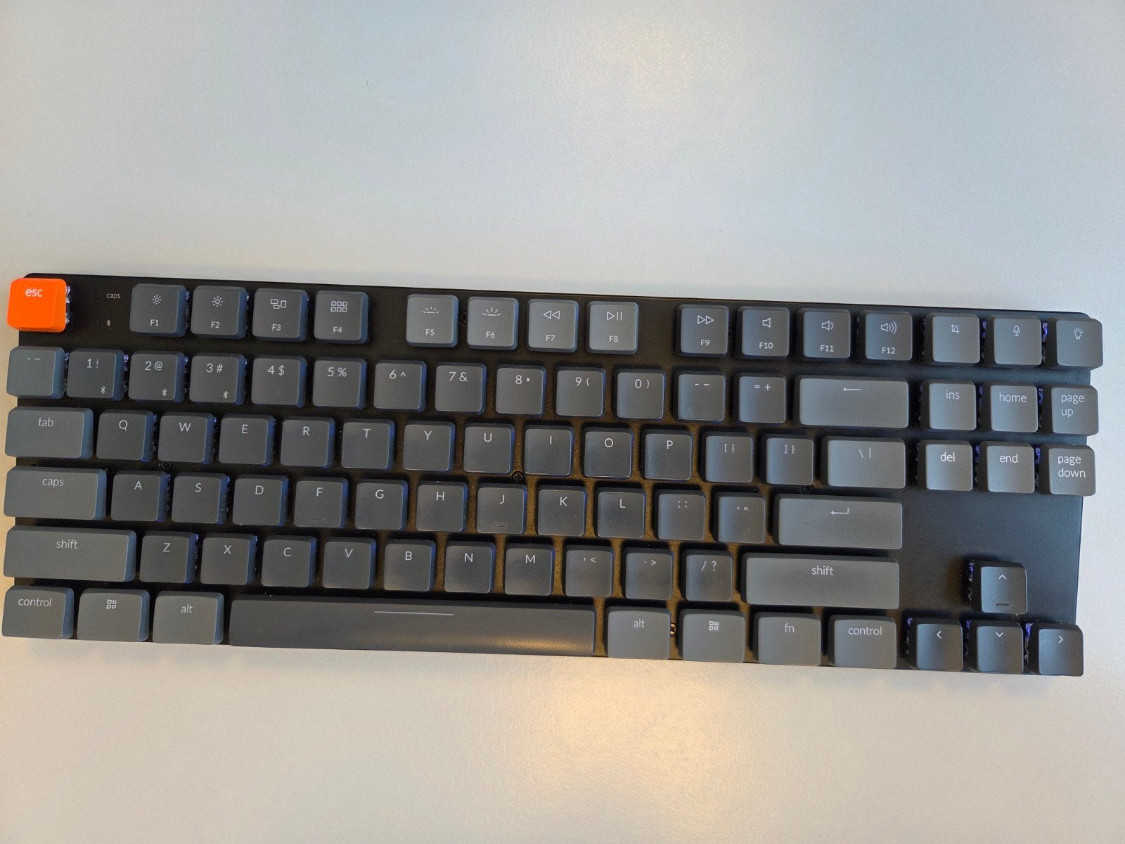 Keychron K1 SE - RGB bluetooth/wired, Computers en Software, Toetsenborden, Keychron, Ophalen of Verzenden, Zo goed als nieuw
