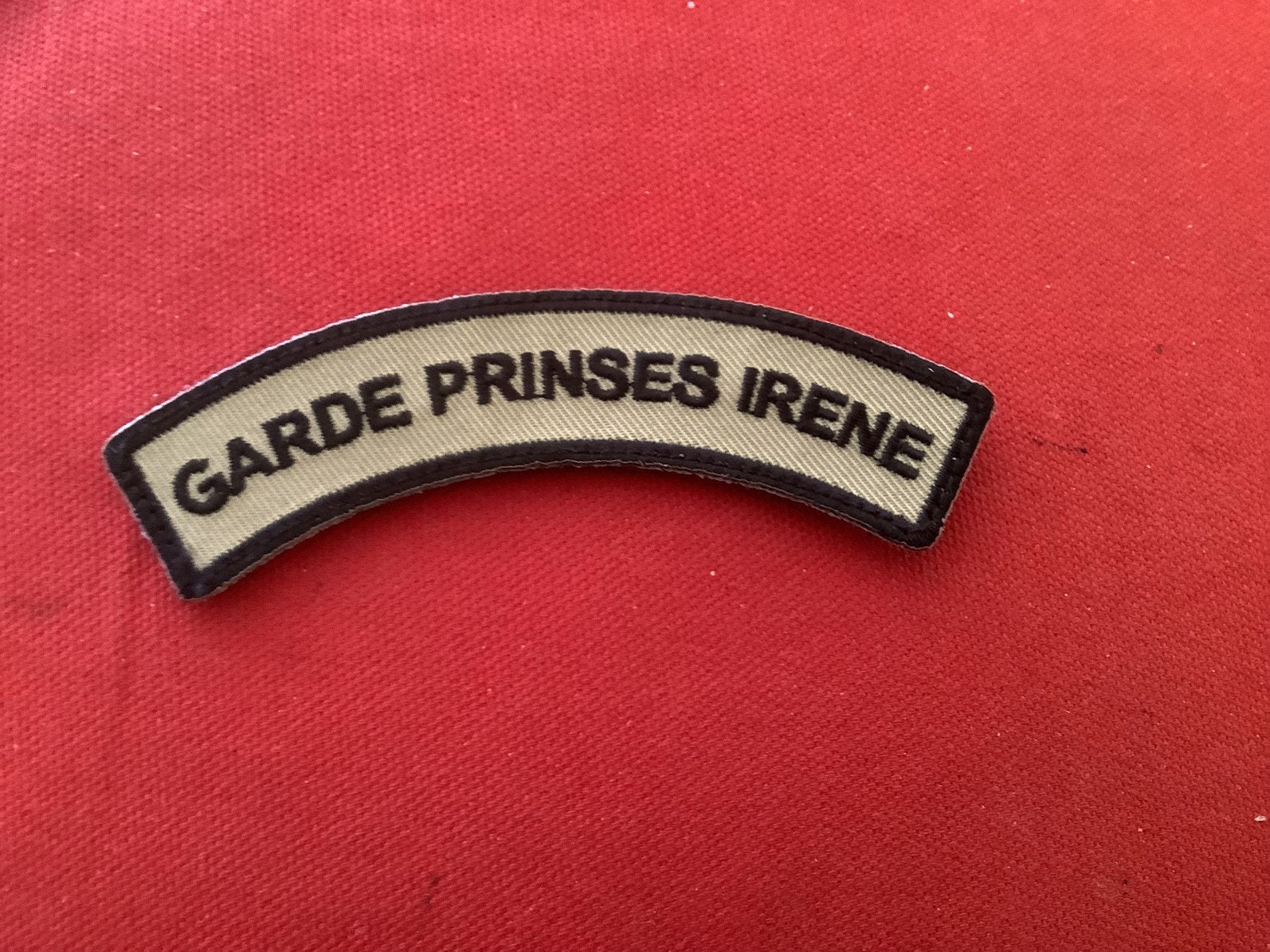 Straatnaam van Prinses Irene met velcro, Verzamelen, Ophalen of Verzenden, Landmacht, Nederland, Embleem of Badge