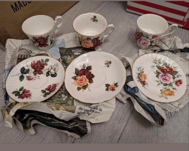 Servies Royal Windsor
- Queen Anne
- Royal surherland, Ophalen