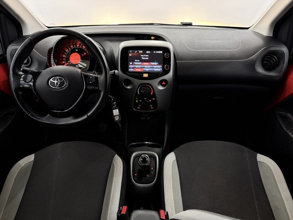 Toyota Aygo 1.0 VVT-i x-play Camera, Airco, Lichtmetalen vel, Auto's, Toyota, Stof, Gebruikt, Euro 6, 4 stoelen