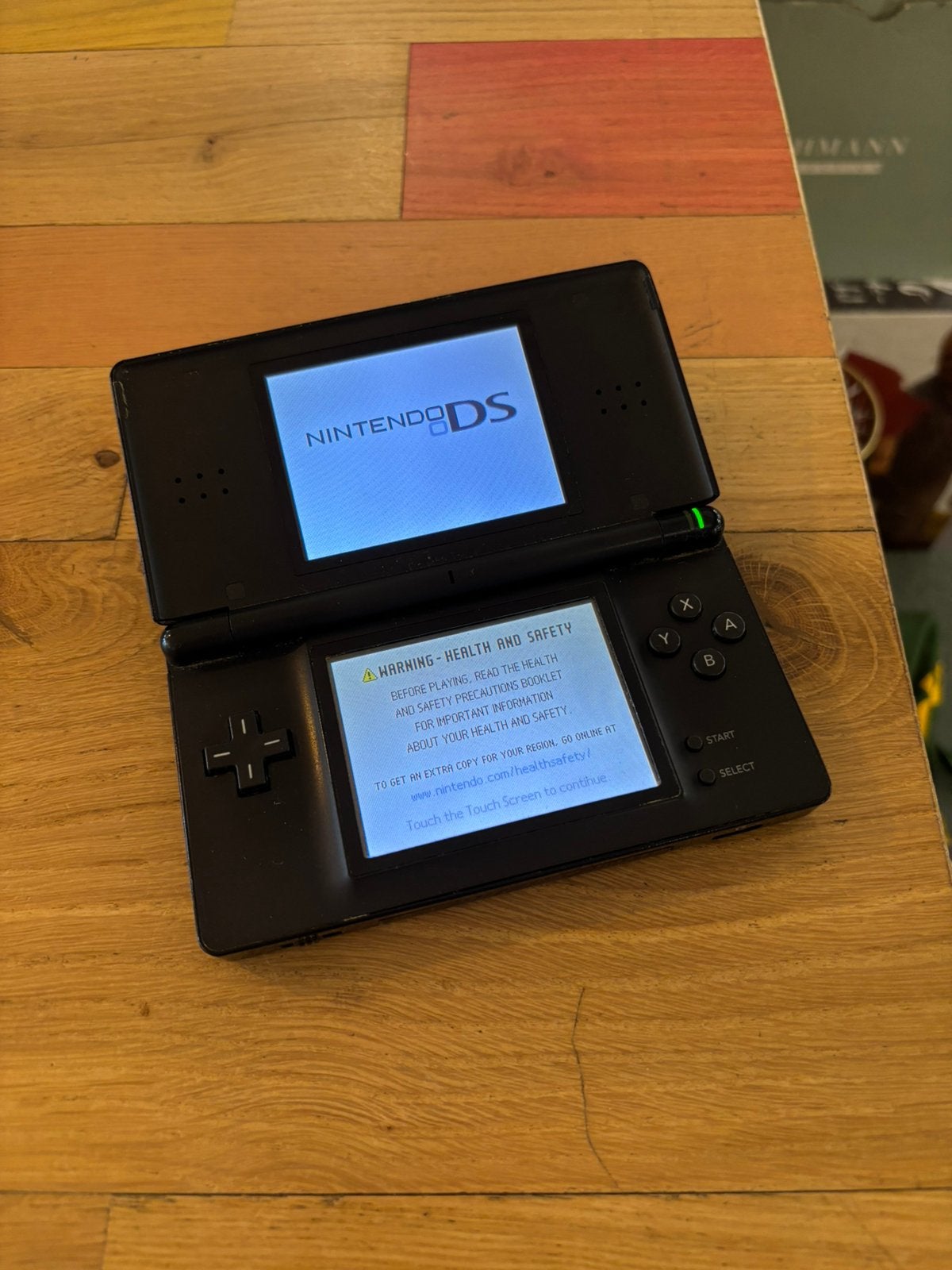 Nintendo DSL + 32gb gold, Zwart, Ophalen of Verzenden, DS Lite, Gebruikt