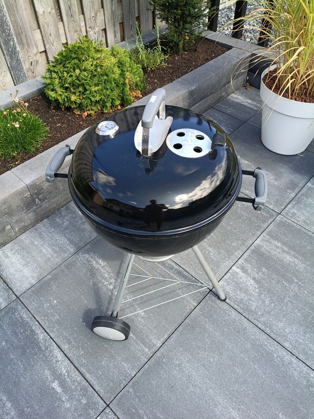 WEBER  BBQ, Ophalen, Zo goed als nieuw