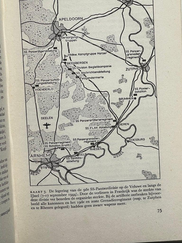De slag by Arnhem de mythe van het verraad  (1963) WO II, Verzamelen, Militaria | Tweede Wereldoorlog, Ophalen of Verzenden, Nederland