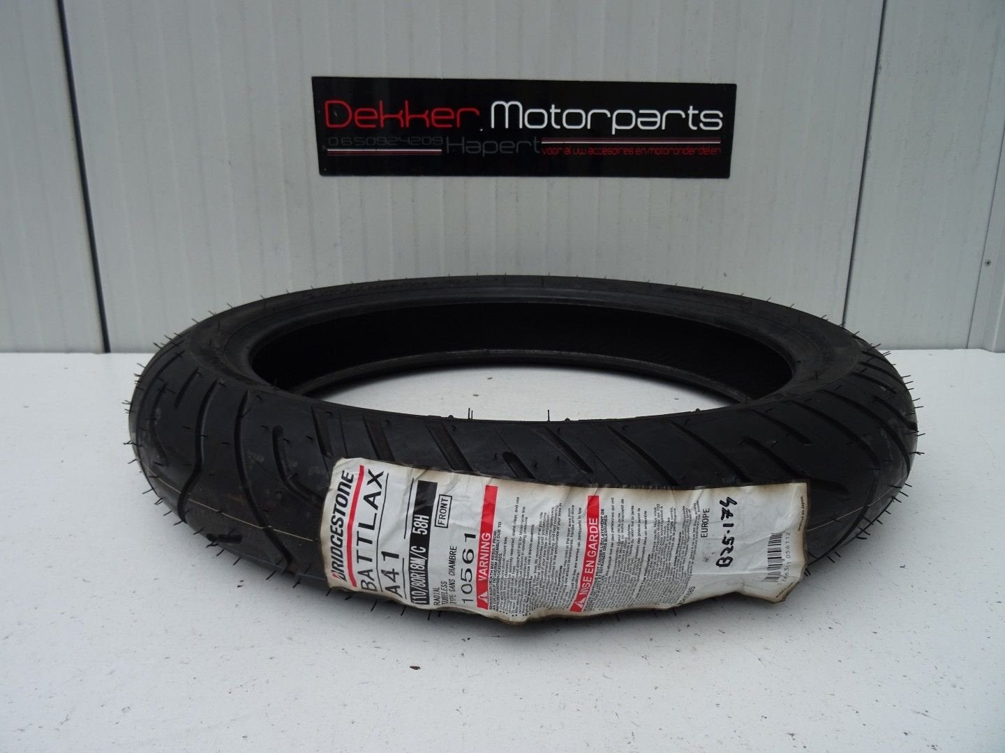 Bridgestone Battlax A41 Voorband # 110-80-18 # Dot 21 #, -, -, Nieuw, Ophalen of Verzenden