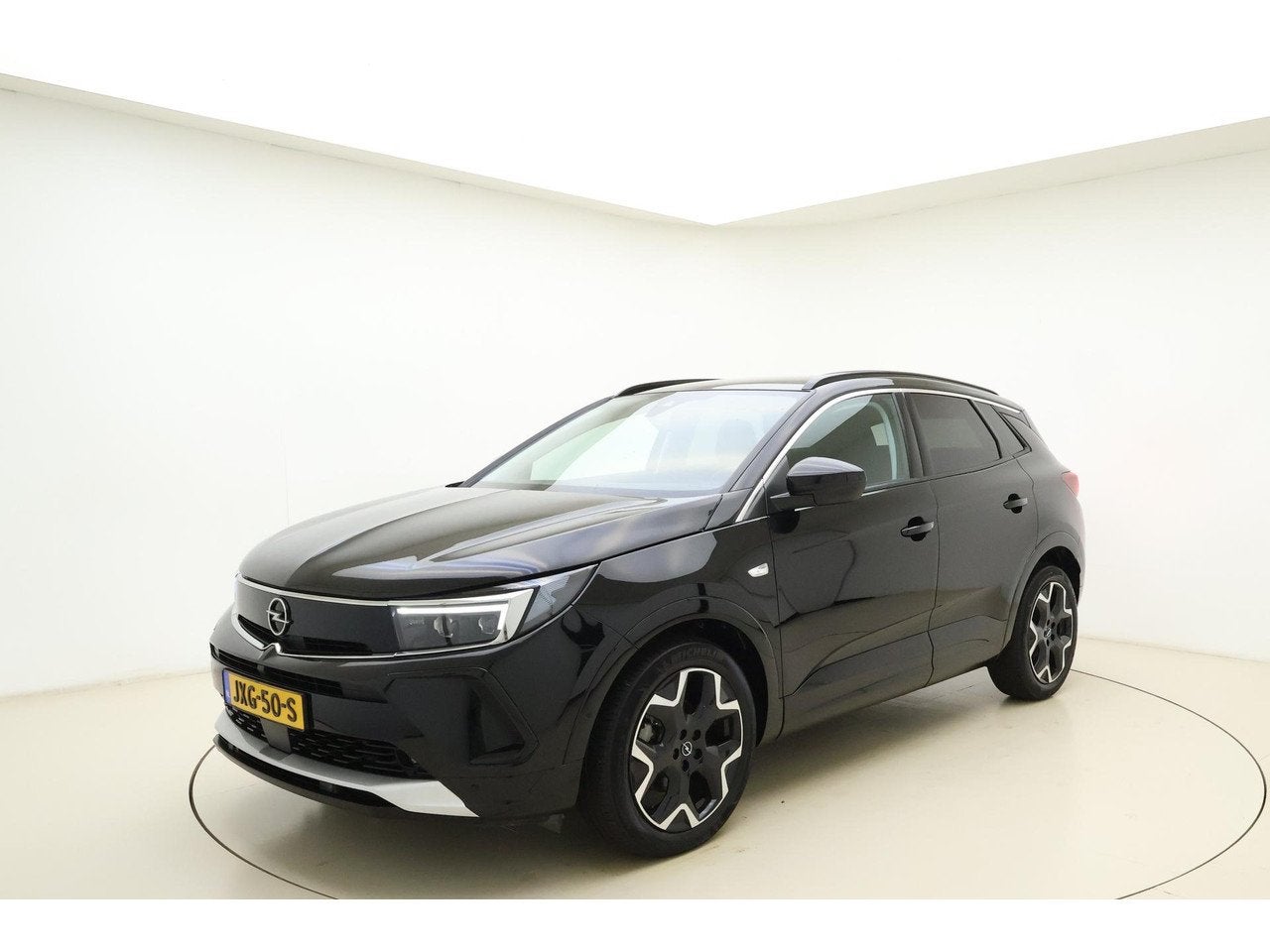 Opel Grandland 1.2 Turbo 130pk Automaat Ultimate | Climate &, 15 km/l, 1199 cc, Alcantara, Bedrijf