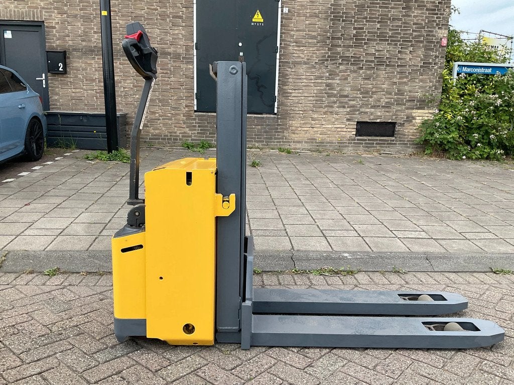 Atlet CSD125/160 1250KG 1.70METER STAPELAAR / HEFTRUCK, 1000 tot 2000 kg, Elektrisch, Stapelaar, Atlet
