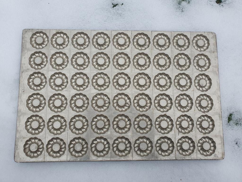 Vintage: Mal voor chocoladekransjes, Ophalen of Verzenden