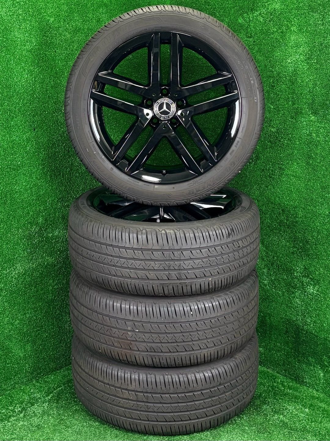 Originele 19 inch Mercedes velgen banden Vito V-klasse W447, 19 inch, -, -, Banden en Velgen