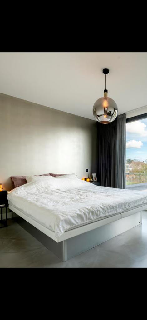Luxe Profine Waterbed (200x220) – Wit met aluminium look, Ophalen, Zo goed als nieuw, Tweepersoons, Hout