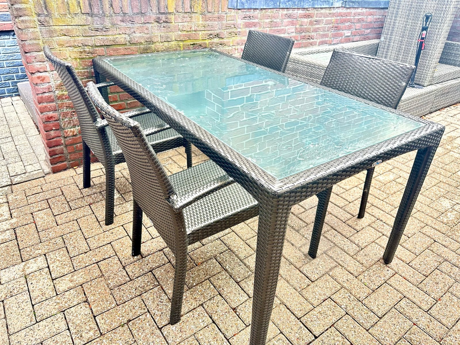Te koop tuintafel met 4 stoelen, Ophalen, Zo goed als nieuw, Wicker