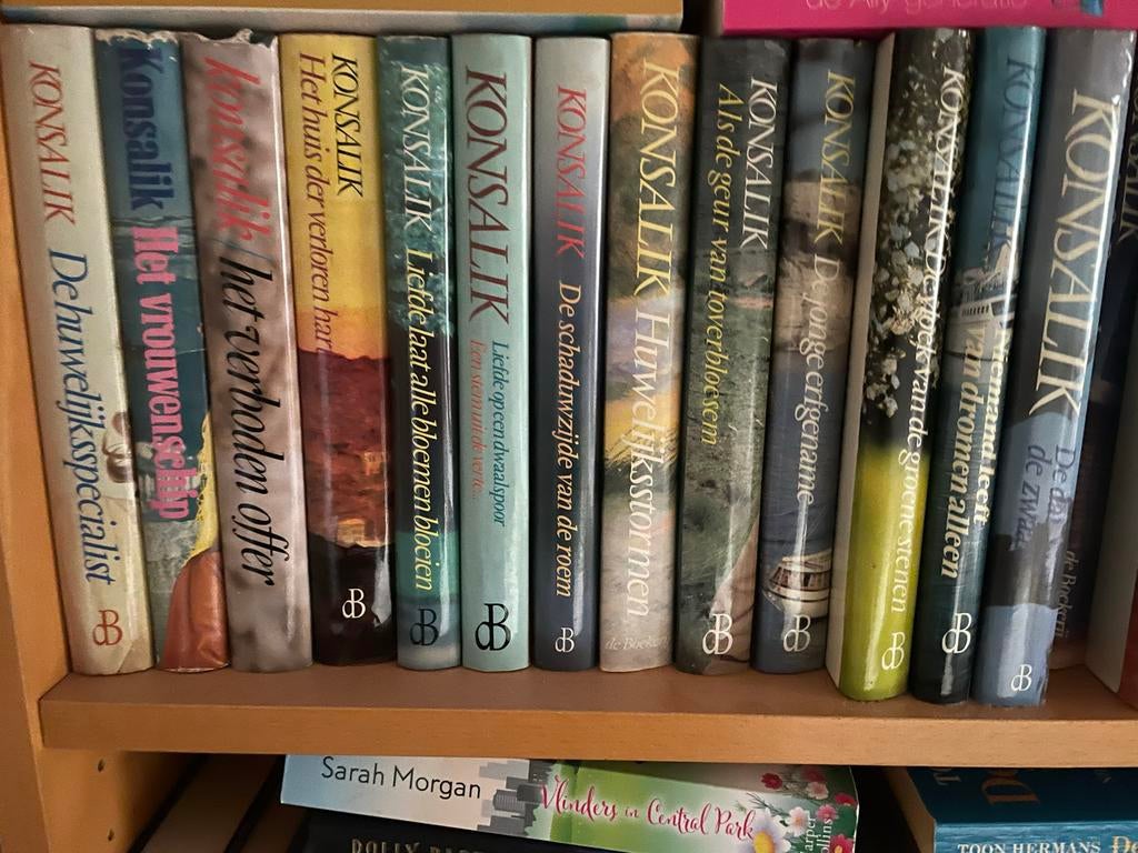 Konsalik Boeken Collectie - Diverse Titels, Boeken, Romans, Gelezen, Europa overig, Ophalen of Verzenden