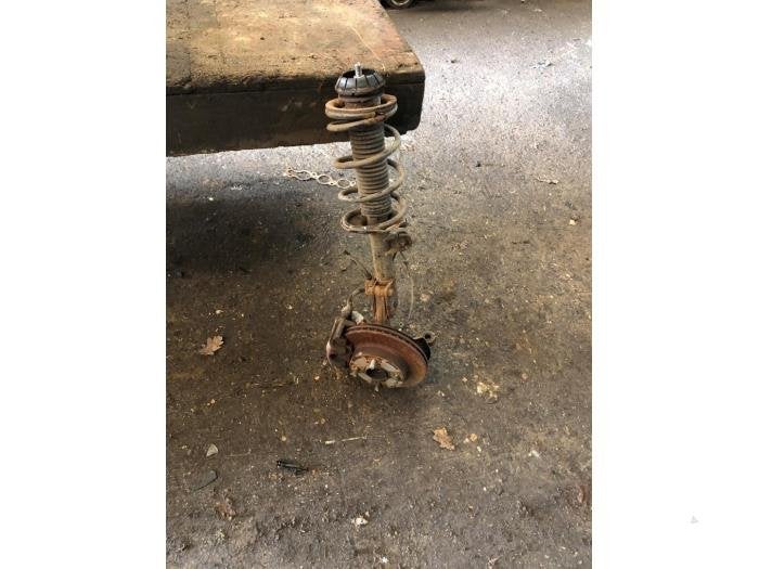Schokdemperpoot links-voor van een Suzuki Alto, Gebruikt, -, -, -