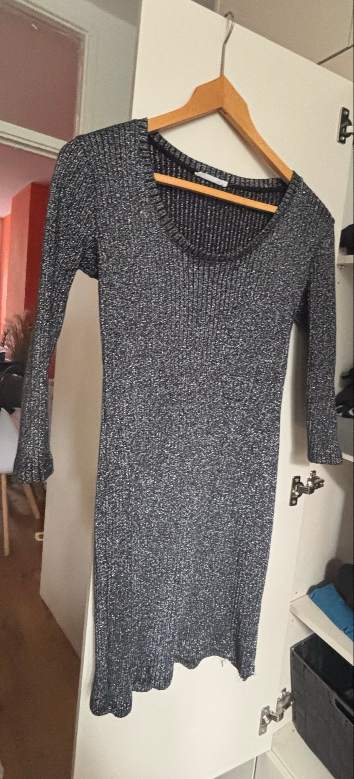 Mango Zwart/Zilver Glitterjurkje Maat M, Kleding | Dames, Ophalen, Zo goed als nieuw, Maat 38/40 (M), Zwart