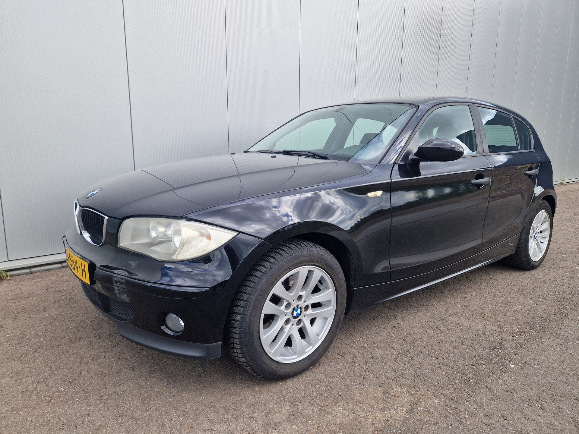 BMW 1-serie 116i (bj 2007), Auto's, Achterwielaandrijving, Gebruikt, 4 cilinders, 635 kg
