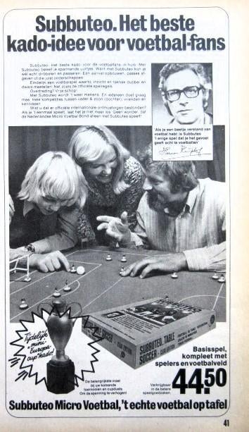 1 vintage advertenties reclames Subbuteo Micro Voetbal 1975, Verzamelen, Merken en Reclamevoorwerpen, Ophalen of Verzenden, Gebruikt