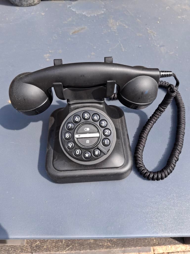 DsignGraham-001683 Vintage Telefoon Zwart, Ophalen of Verzenden, Gebruikt, Met draaischijf