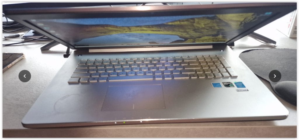 ASUS Laptop met NVIDIA GeForce en Intel i7, Win 11 en tas, Ophalen, Met videokaart, 2 tot 3 Ghz, Qwerty