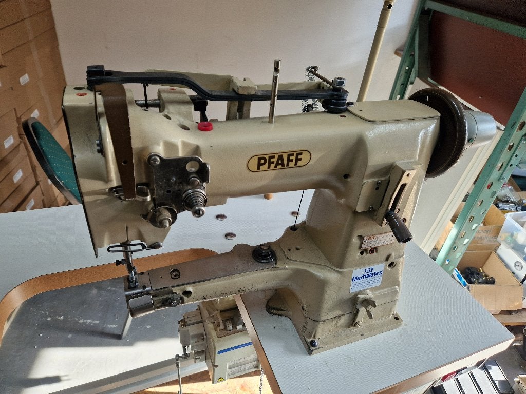 Pfaff 335-H3 – Vrijarm – Half Automaat–Volledig nagekeken 3, Ophalen, Naaimachine, Industrieel, Gebruikt