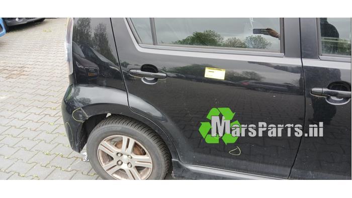 Portier 4Deurs rechts-achter van een Daihatsu Sirion, Gebruikt, Daihatsu, -, Deur