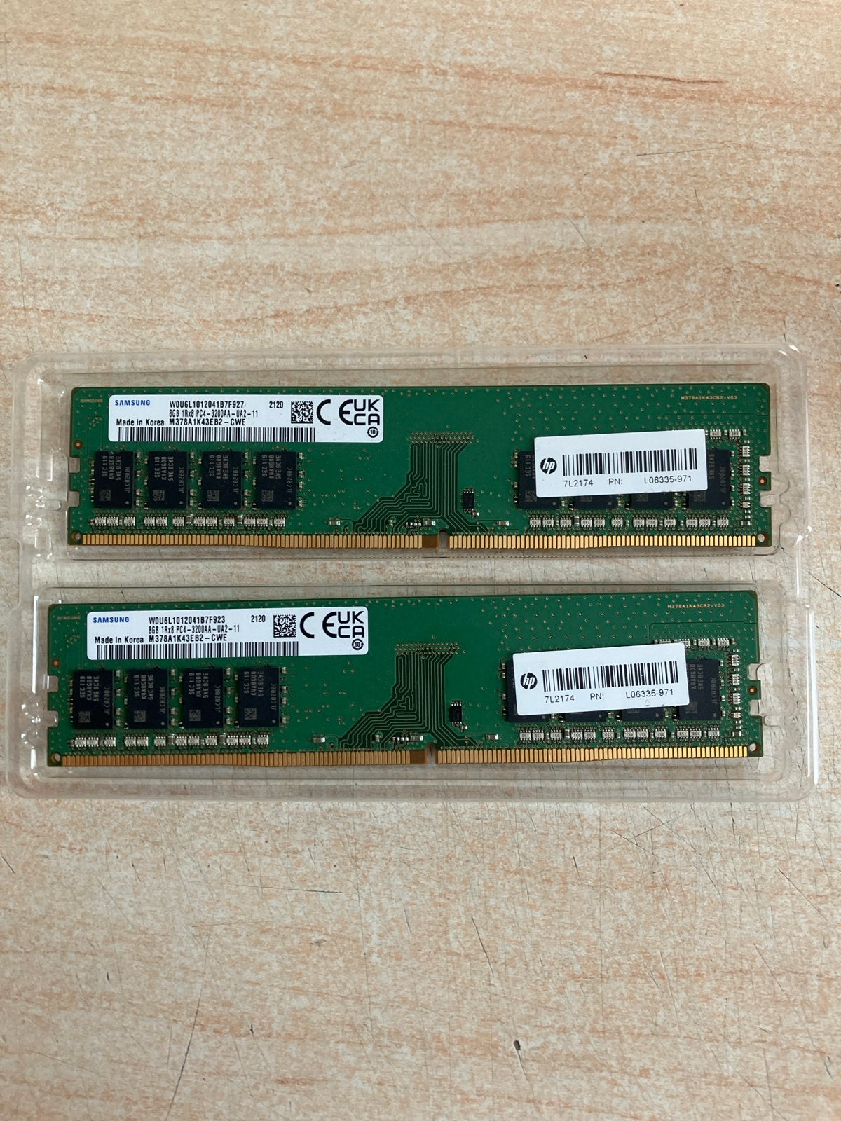 Samsung 2X 8GB DDR4 RAM PC4-3200AA (16GB totaal), Computers en Software, RAM geheugen, Verzenden, DDR4, 8 GB, Zo goed als nieuw