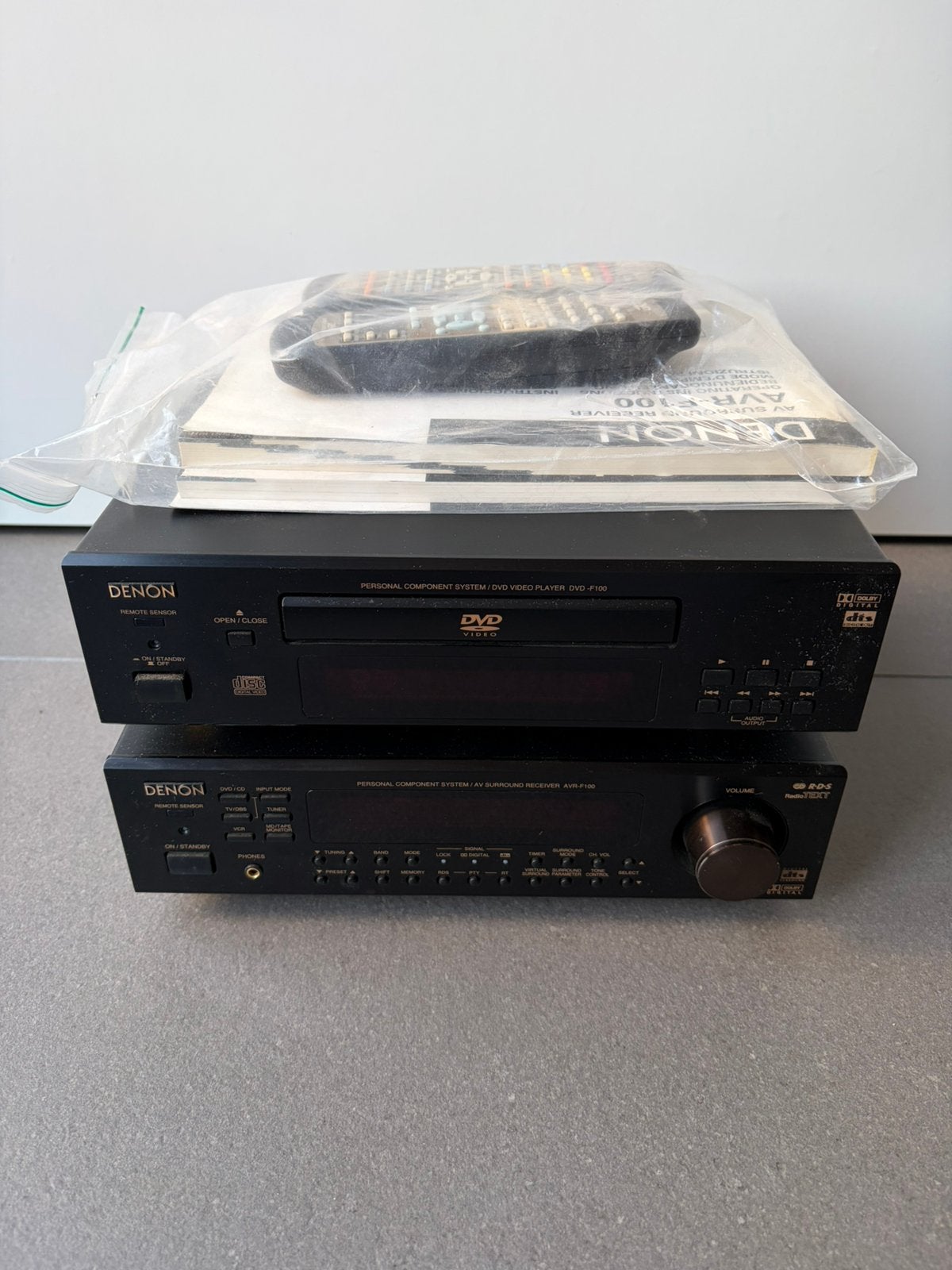 Denon AVR-F100 met F100, Ophalen of Verzenden, Zo goed als nieuw, Denon