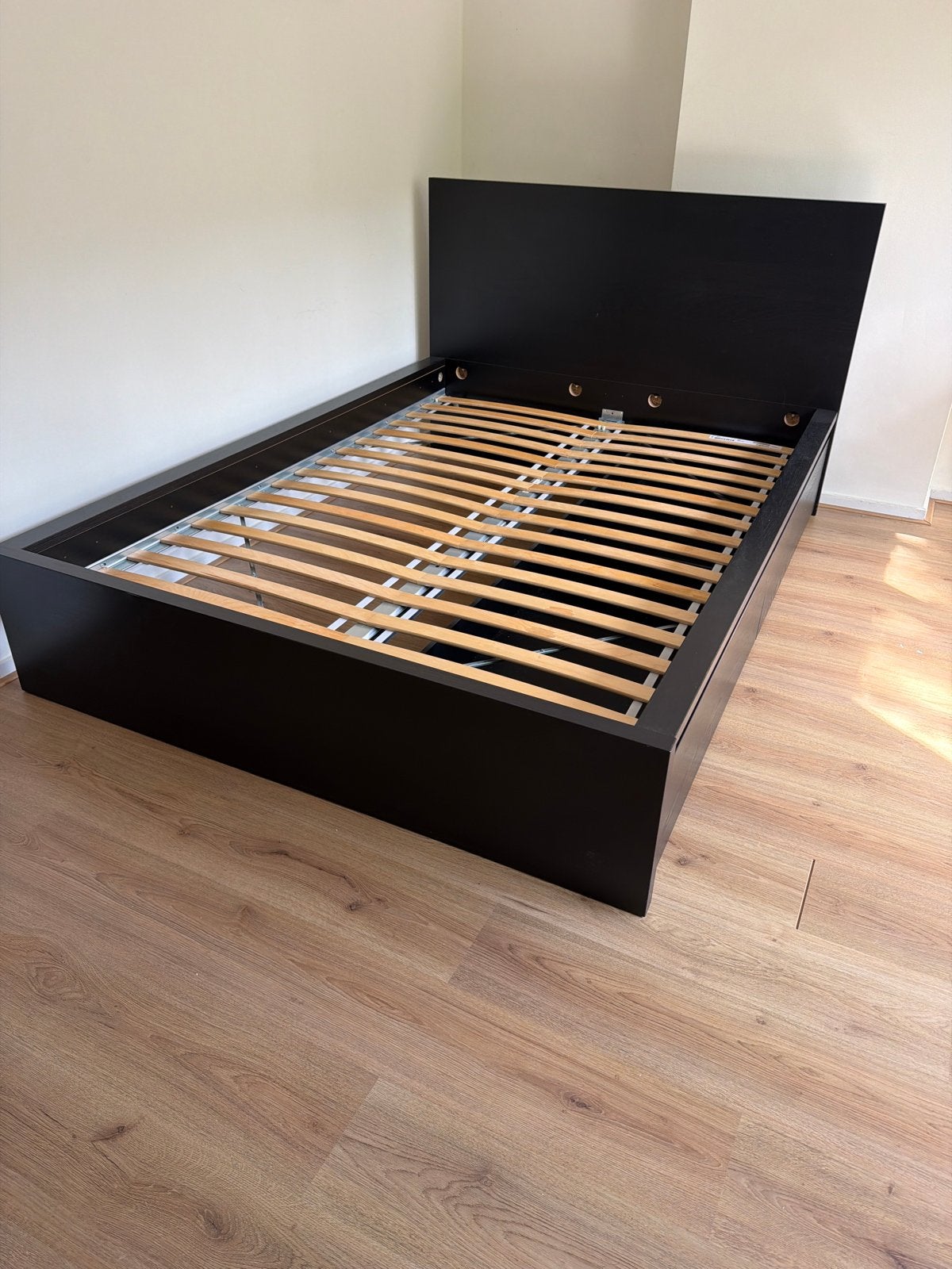 Ikea Malm bed 140x200 zwart met lades en lattenbodems, Ophalen, Zwart, Tweepersoons, 140 cm
