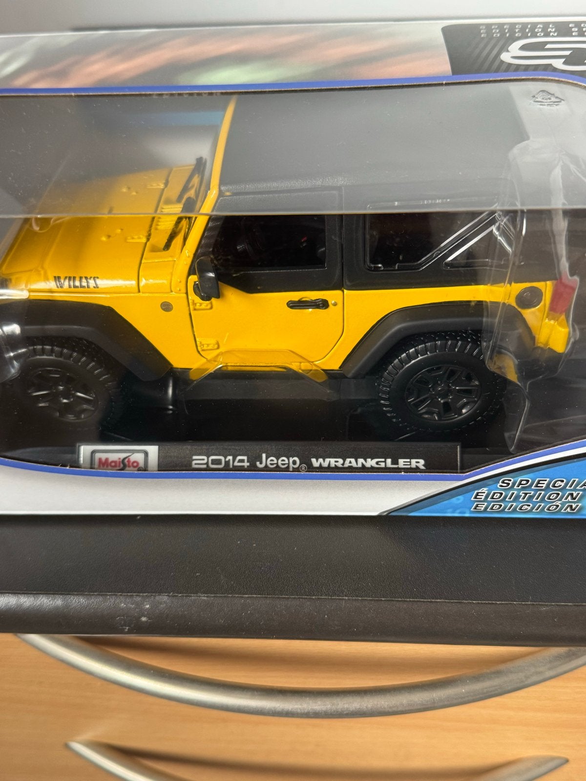 Maisto 2014 Jeep Wrangler Special Edition - Geel, Ophalen of Verzenden, Nieuw, Auto, Maisto