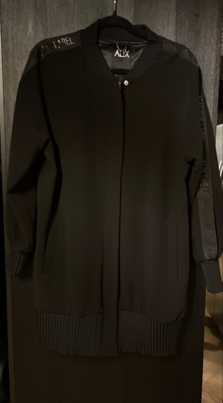 ALIX THE LABEL jas colbert vest  Zwart Maat M, Ophalen of Verzenden, Zo goed als nieuw, Maat 38/40 (M), Zwart