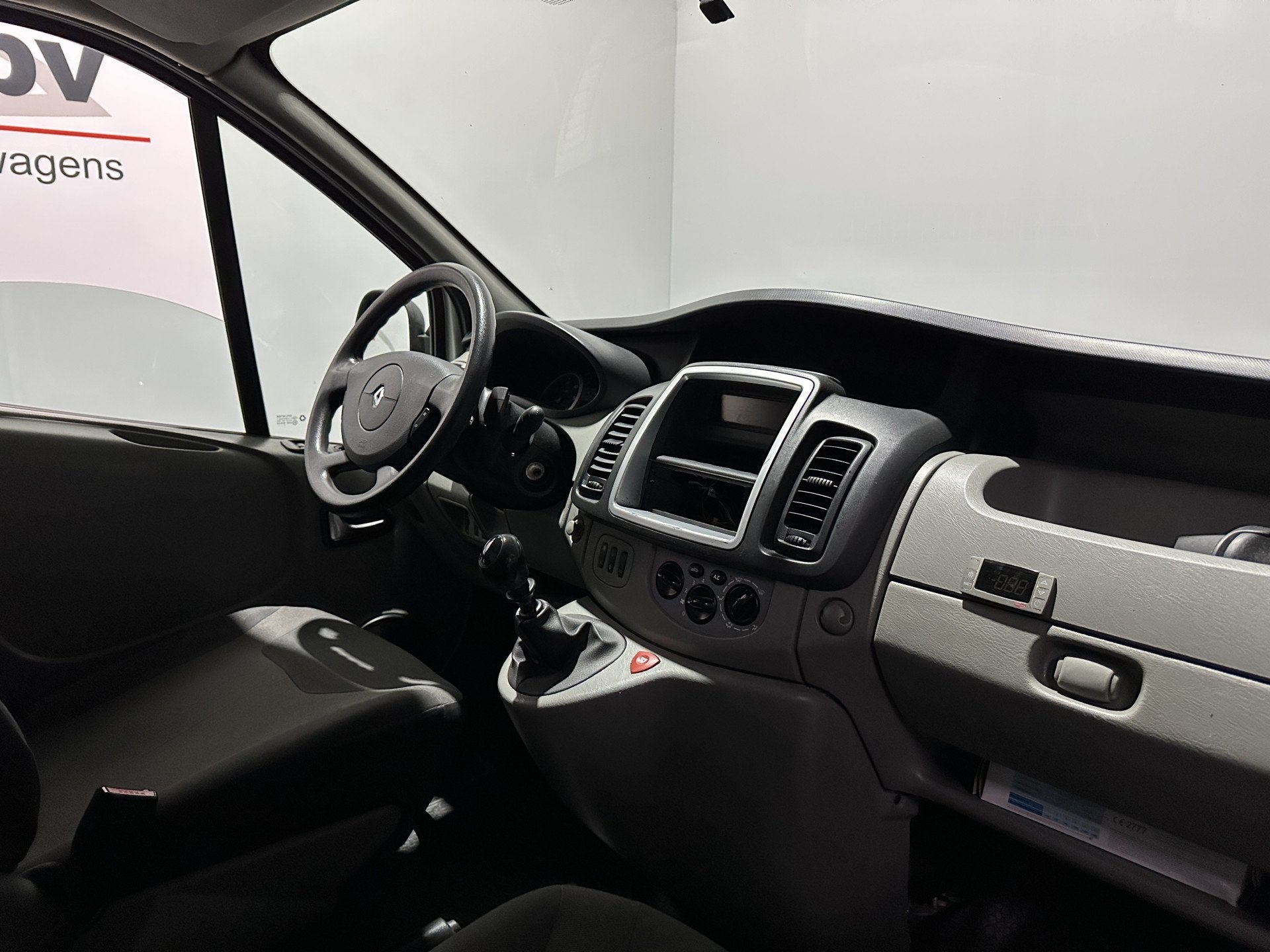 Renault Trafic 2.0 dCi T29 L2H1 Générique - Koelwagen - Pa, Auto's, Euro 5, 4 cilinders, Renault, Wit