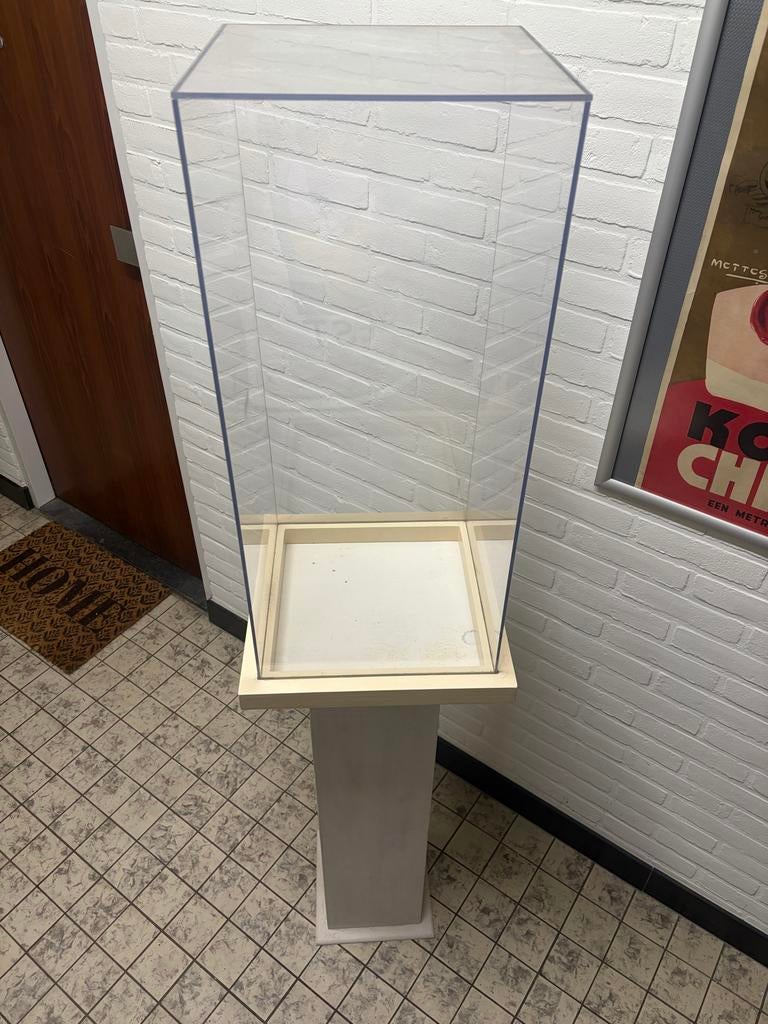 Vitrinekast 1.70m hoog - Perfect voor uw collectie, Minder dan 50 cm, Gebruikt, Ophalen of Verzenden, Minder dan 25 cm