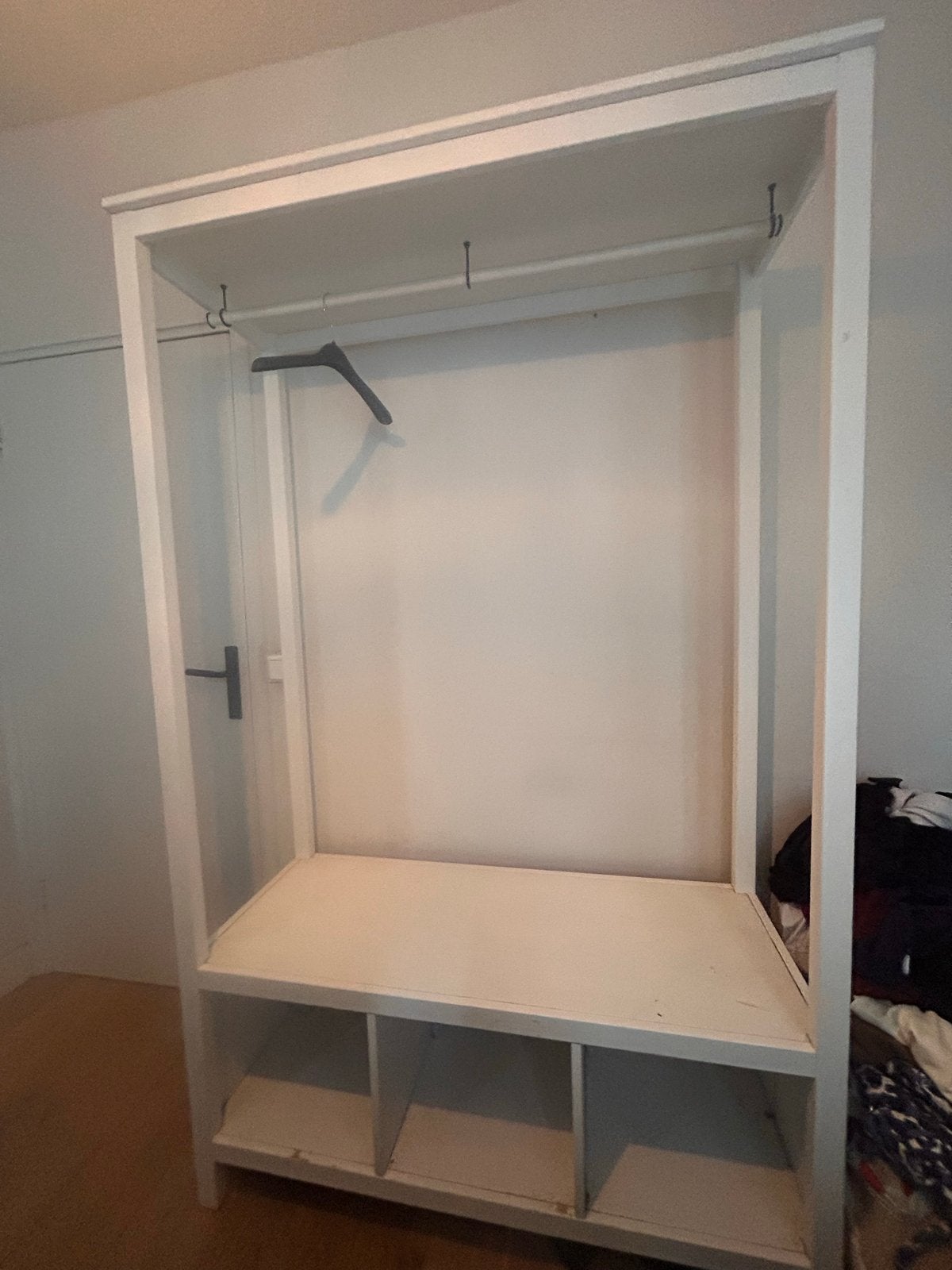 Kledingrek hemnes ikea met opvangbakken, Huis en Inrichting, Kasten | Overige, Ophalen, Gebruikt