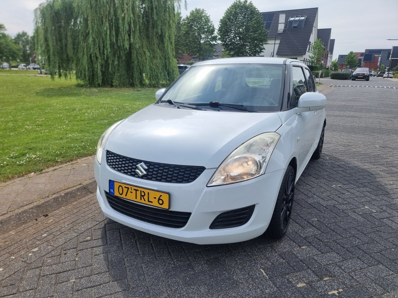 Suzuki Swift 1.2 5-D nw. Model airco lm velgen wit metallic, Voorwielaandrijving, Stof, 4 cilinders, 400 kg