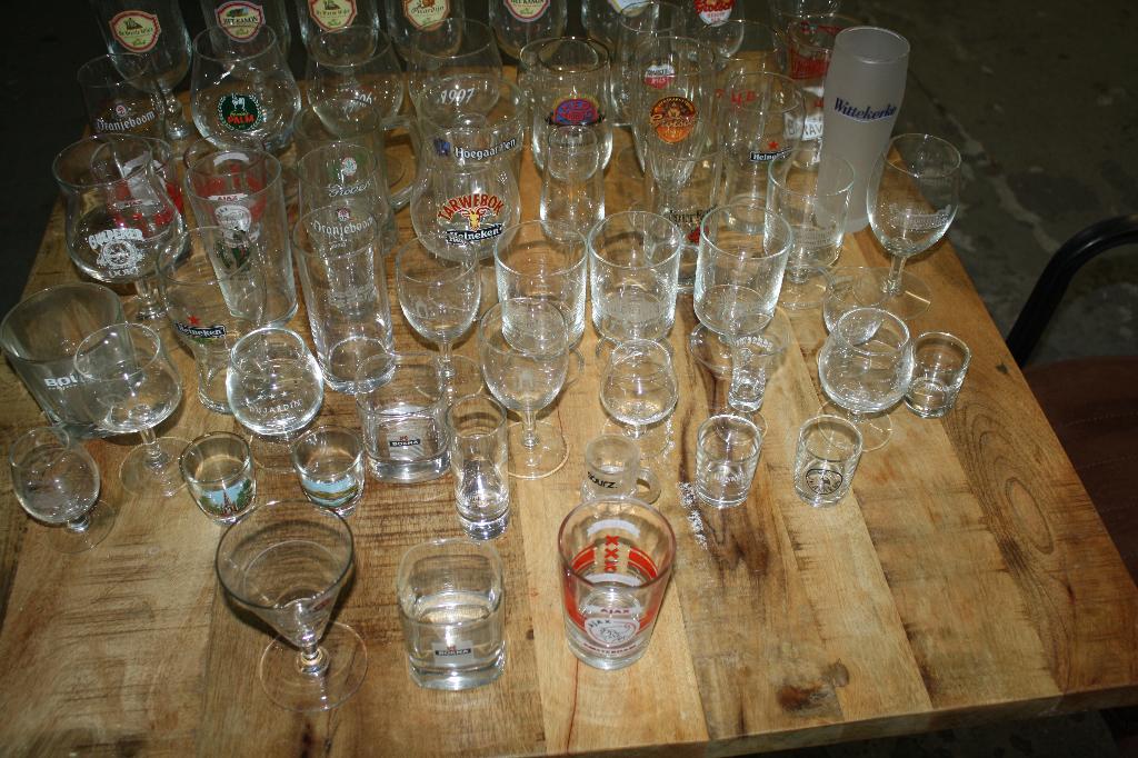 bierglazen, Ophalen of Verzenden, Zo goed als nieuw, Glas of Glazen, Overige merken