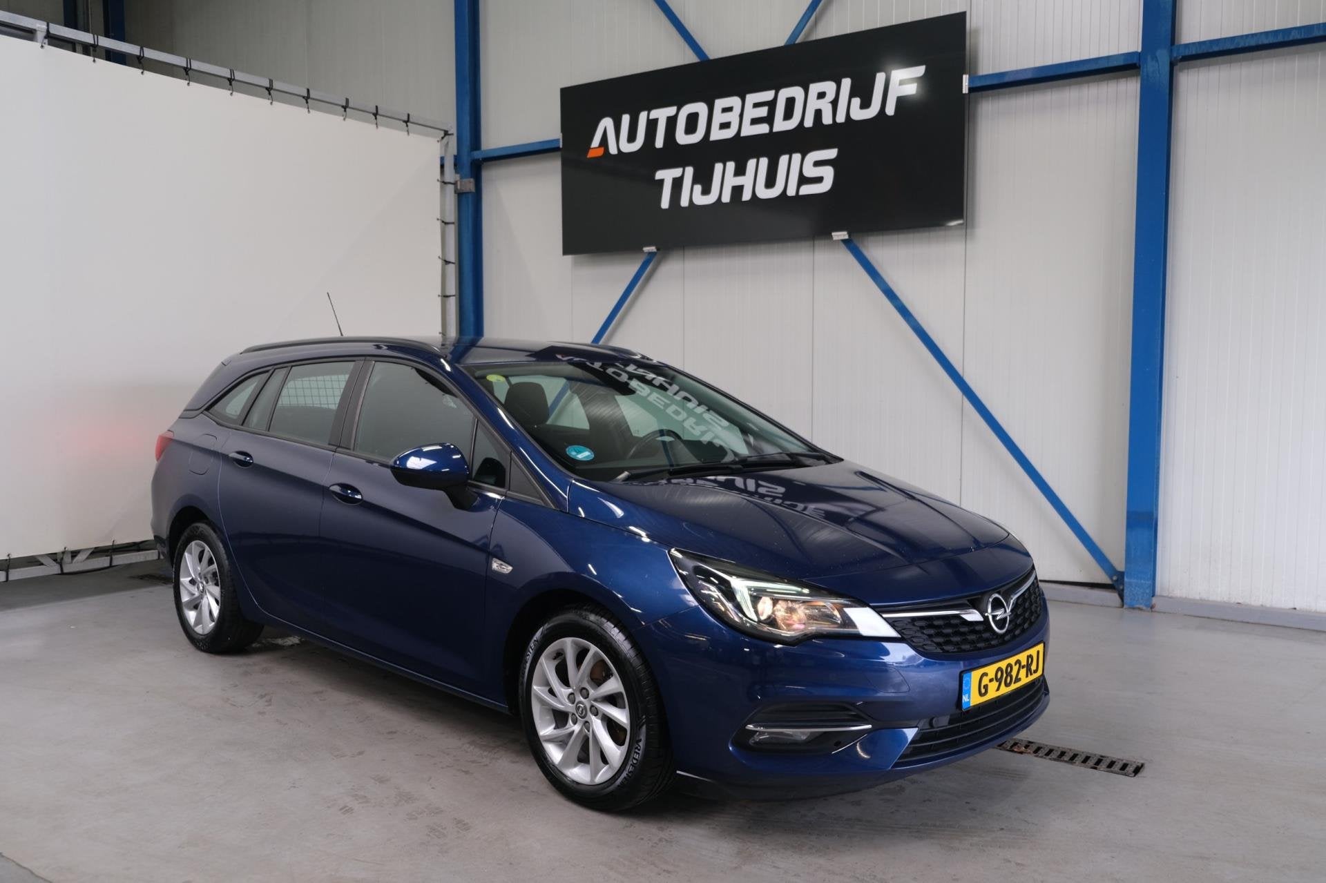 Opel Astra Sports Tourer 1.5 CDTI Business Edition > EXPORT, Voorwielaandrijving, Verwarmde buitenspiegels, Gebruikt, Blauw