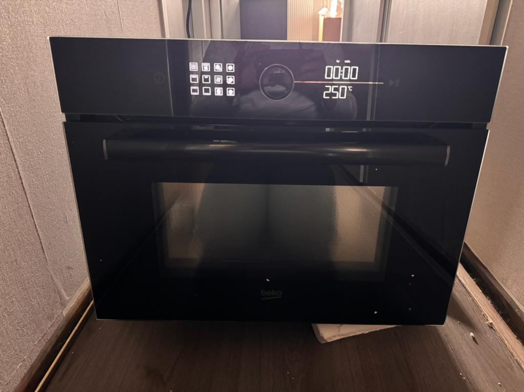 Inbouw Beko combi oven/magnetron, Witgoed en Apparatuur, Ovens, Ophalen, Minder dan 45 cm, Overige merken, Magnetronfunctie