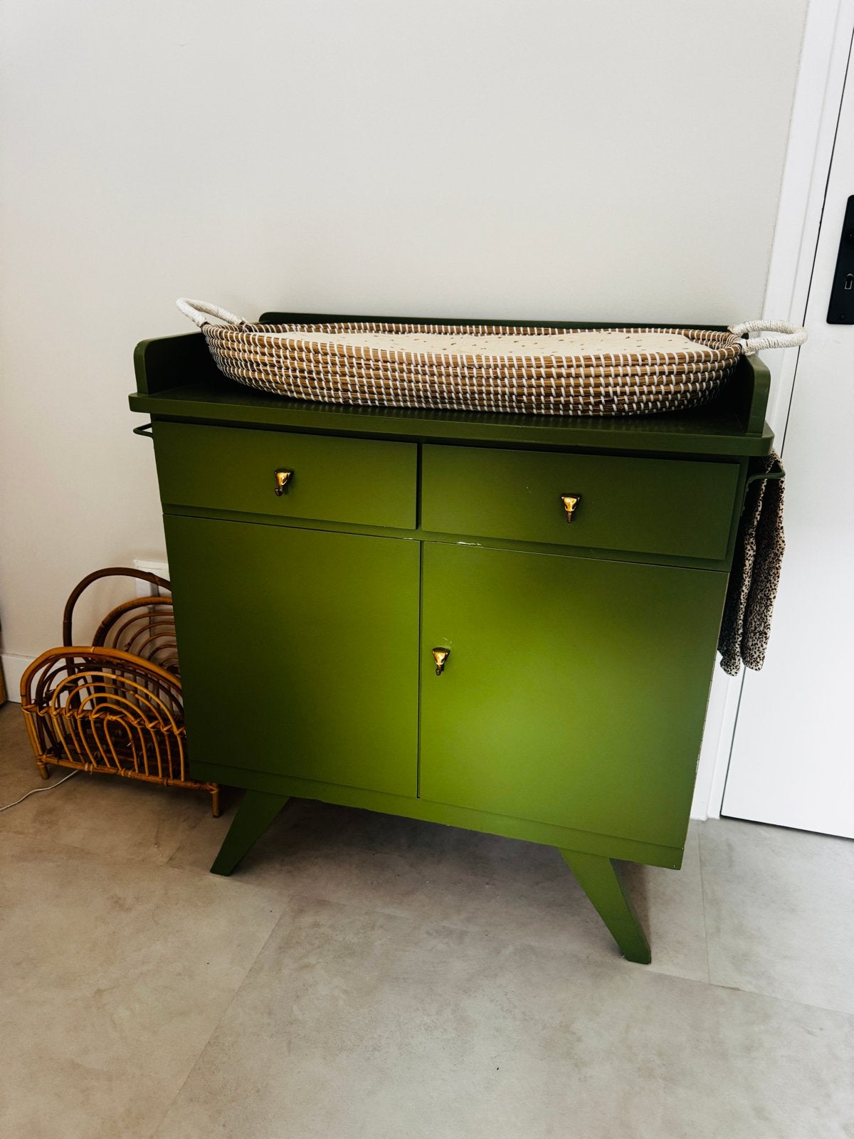 Retro vintage commode inclusief babynestje, Ophalen, Gebruikt, 50 tot 70 cm, 75 tot 100 cm