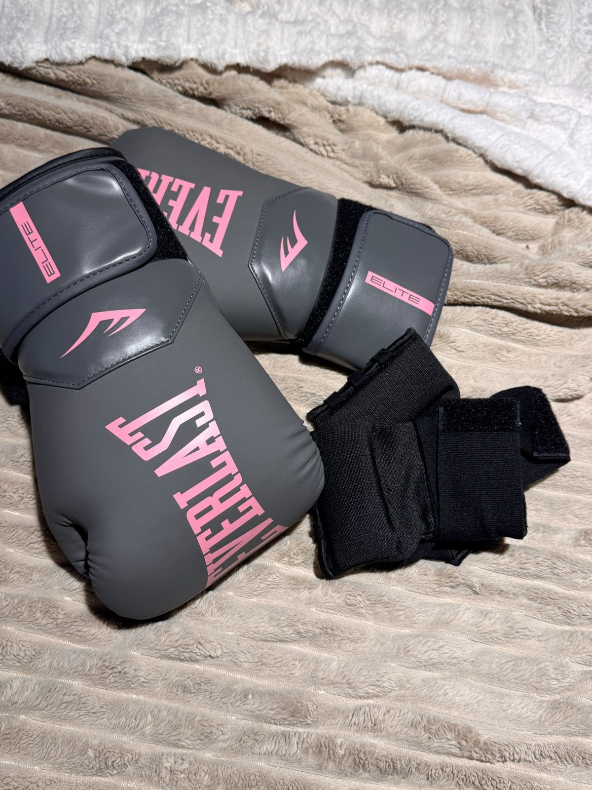 EVERLAST Bokshandschoenen Grijs/Roze 12oz met Binnenhandscho, Ophalen of Verzenden, Zo goed als nieuw, Overige