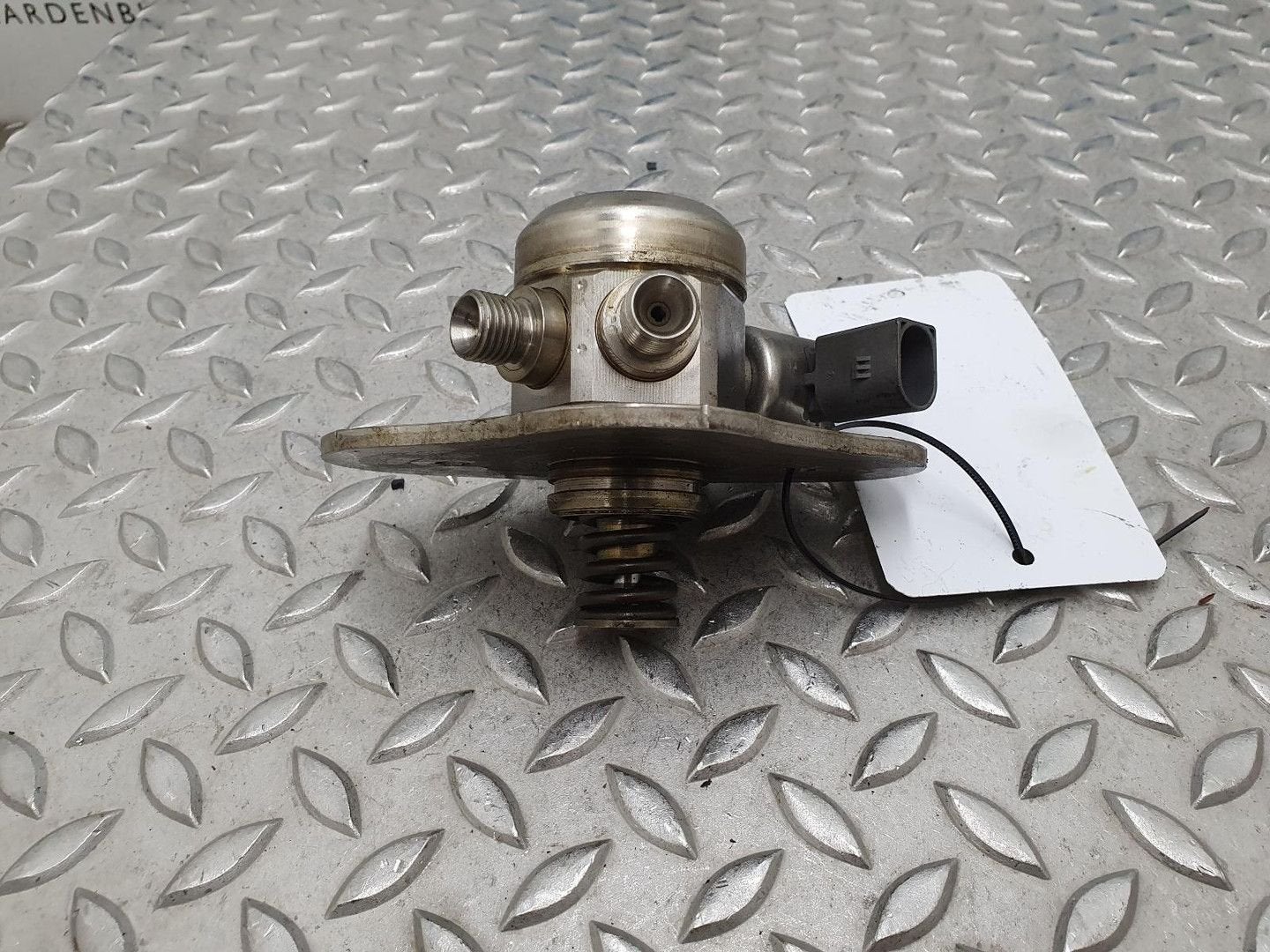 BMW 1 SERIES BRANDSTOF POMP VOOR DE INJECTOR 2009, Auto-onderdelen, Brandstofsystemen, Ophalen of Verzenden, Gebruikt, Stiba lid