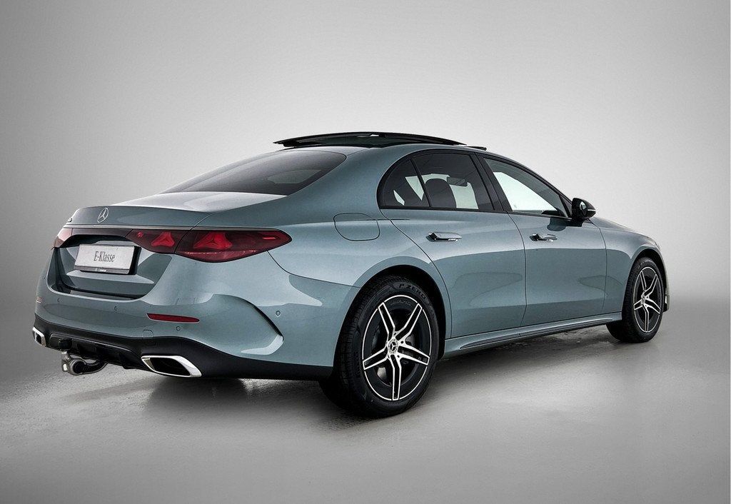 Mercedes-Benz E-Klasse 300 e Business Solution AMG | Comfort, Auto's, Mercedes-Benz, Automaat, Achterwielaandrijving, Zwart, Plug-in hybride