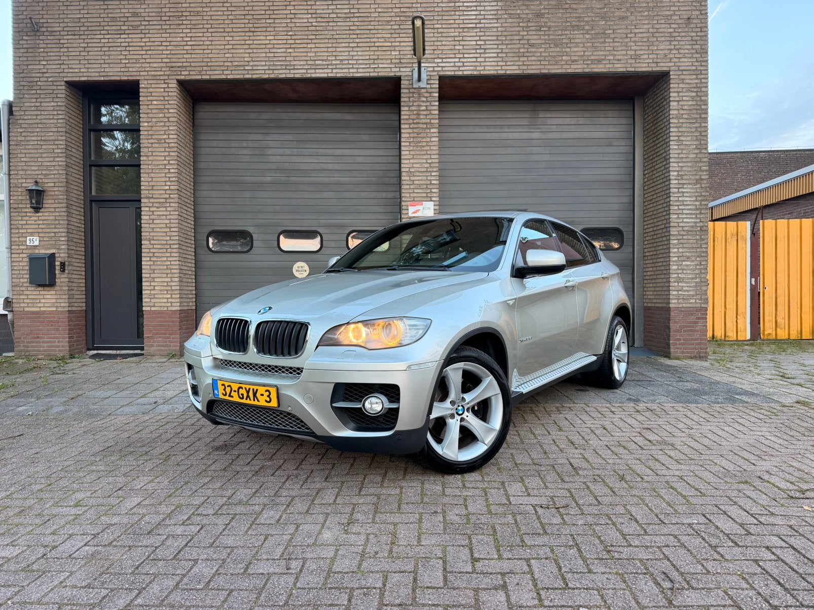 BMW X6 | 3.0 I Xdrive 35I | 2008 | Apk | Nap | Youngtimer |, Auto's, Dealer onderhouden, Zwart, Bedrijf, Vierwielaandrijving