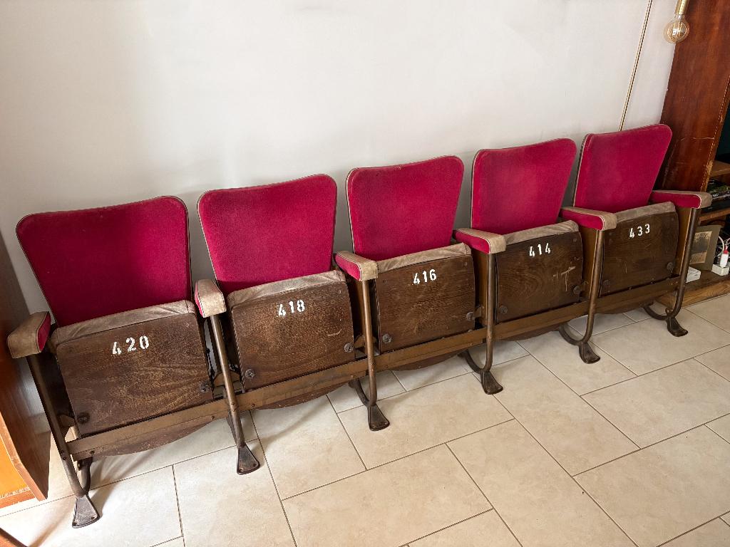 5 vintage cinema/bioscoop/theater stoelen, Ophalen