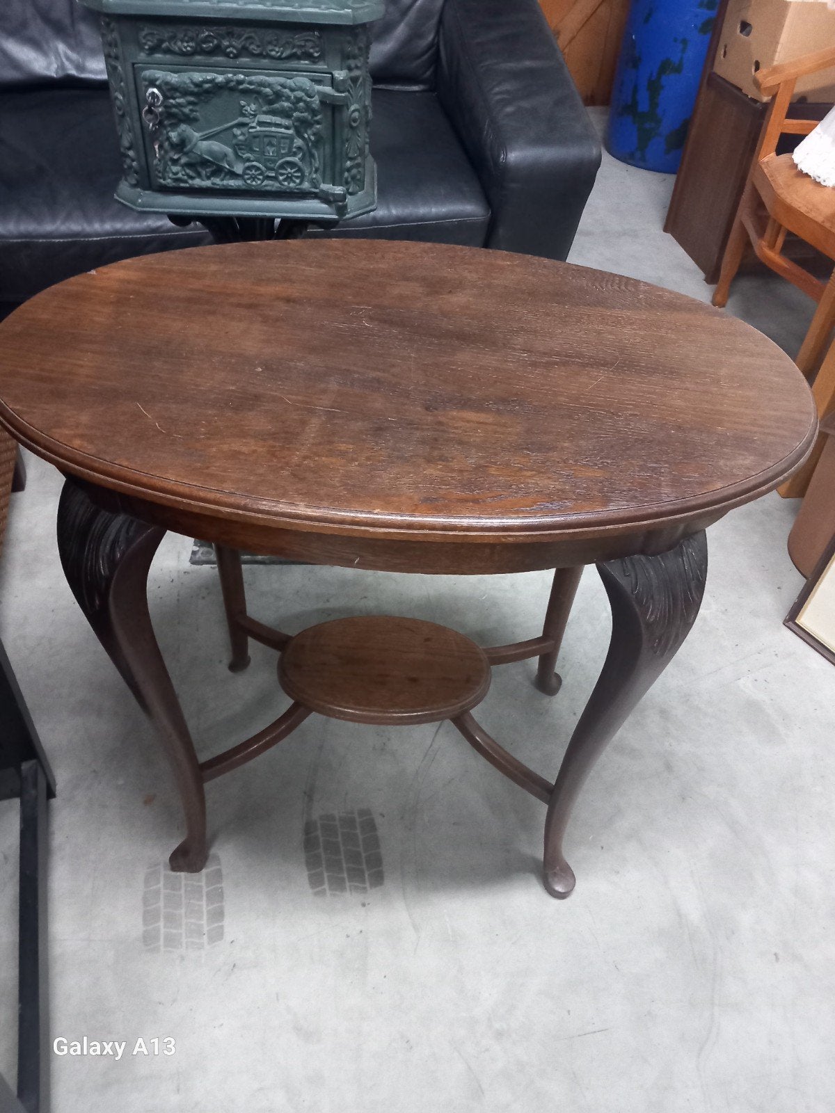 mooie tafeltje donker eiken prijs € 40.00, Ophalen of Verzenden