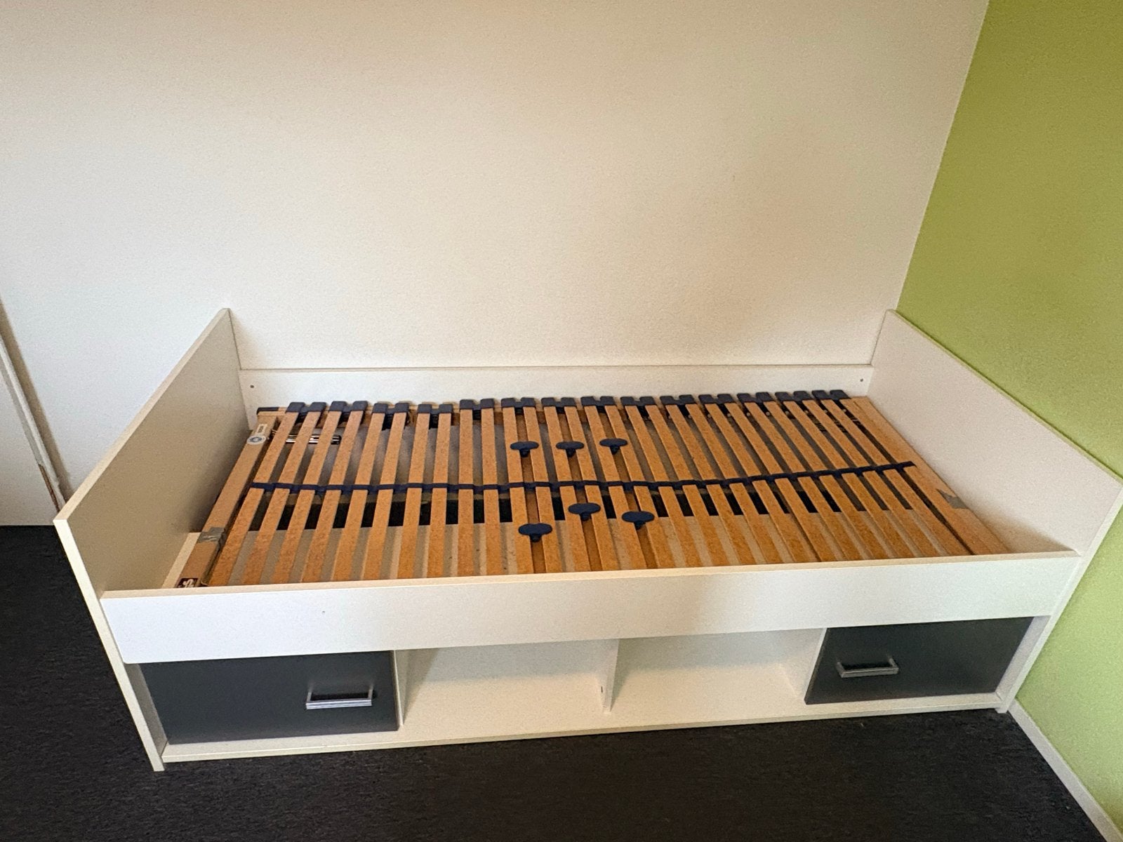 Eenpersoonsbed met opbergruimte en lattenbodem van Beter Bed, Ophalen, Gebruikt, 90 cm, Eenpersoons