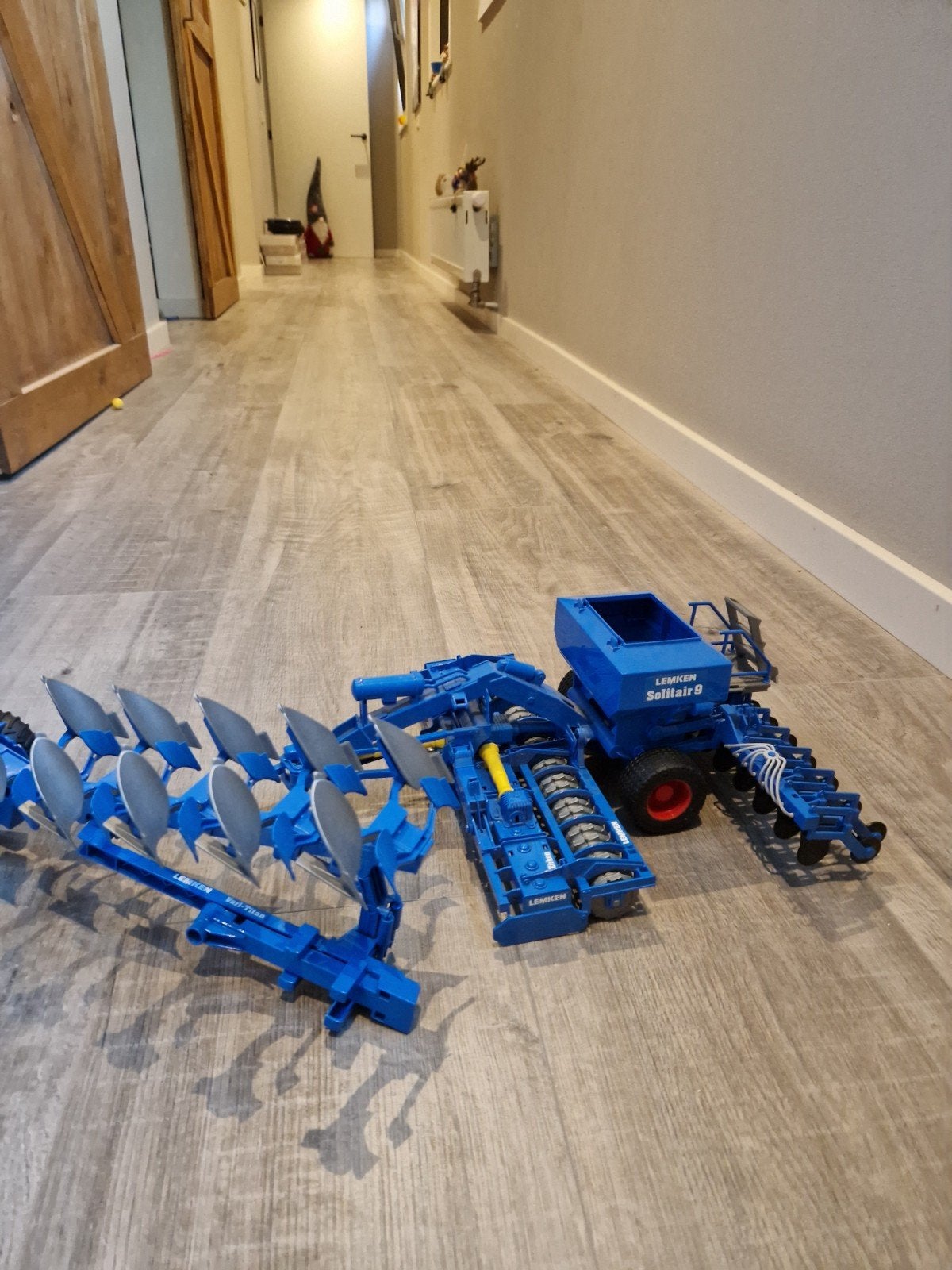 Lemken Solitair 9 en Lemken ploeg speelgoed, Ophalen, Gebruikt