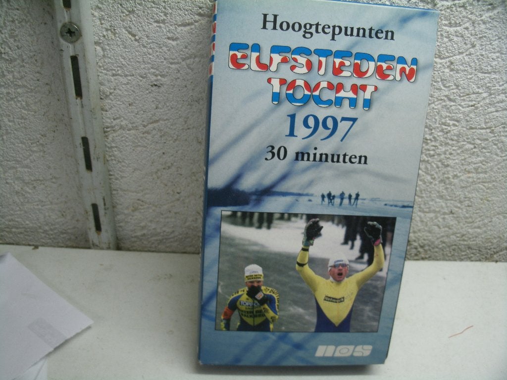 vhs 119b elfsteden tocht 1997, Vanaf 16 jaar, Ophalen of Verzenden, Zo goed als nieuw
