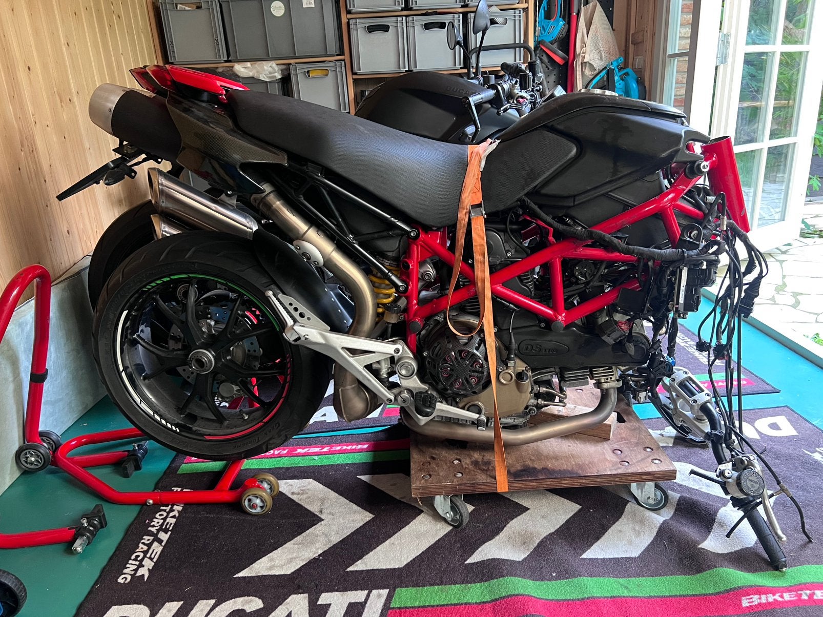 Ducati Hypermotard 1100 2007 onderdelen, Ophalen of Verzenden, Gebruikt