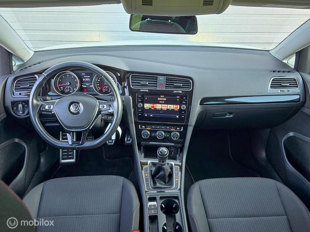 Volkswagen Golf 1.0 TSI Sound ACC Stoerverw. Pdc Carplay, Auto's, Volkswagen, Gebruikt, Euro 6, Wit, Bedrijf