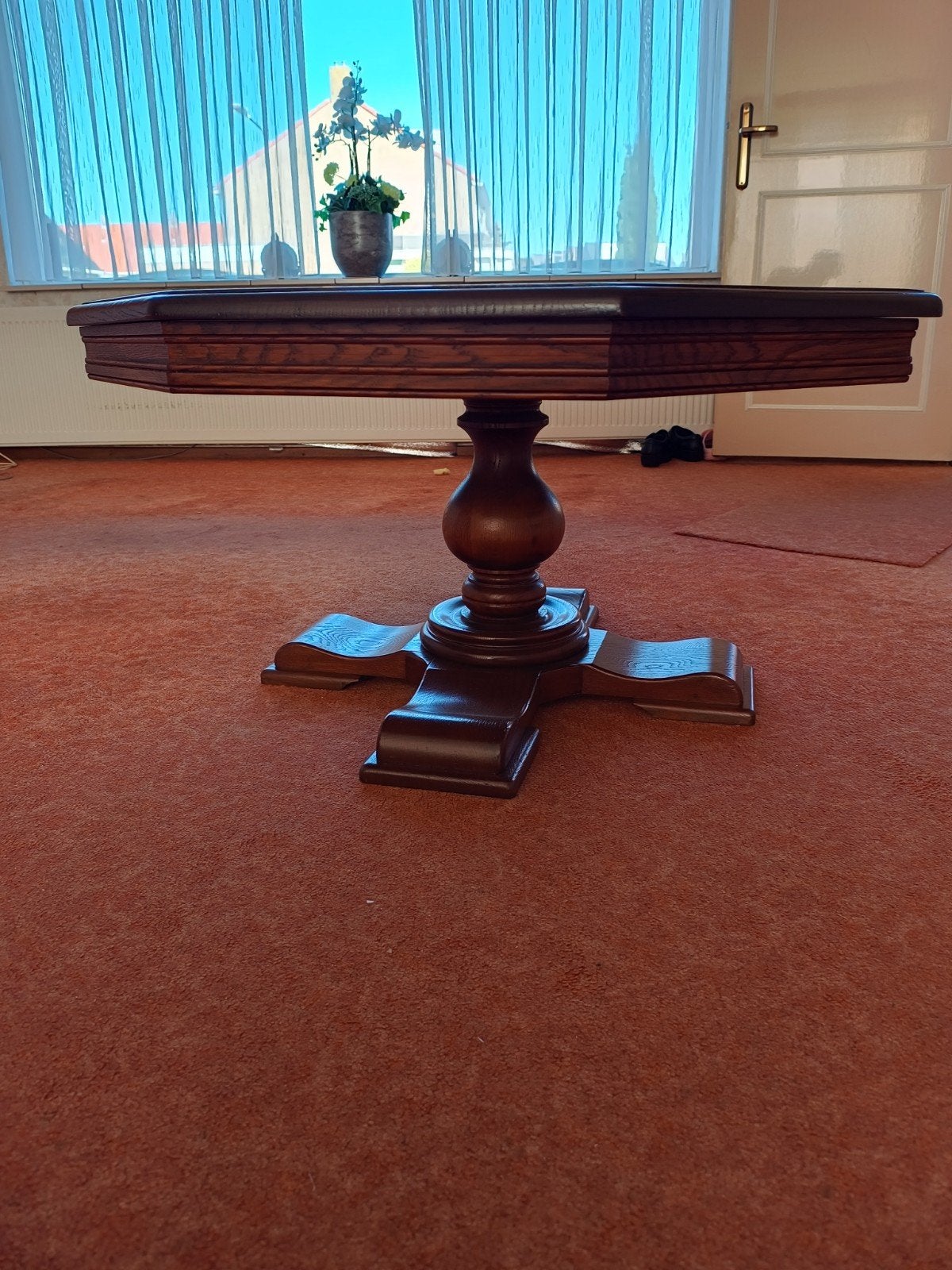 Donker eiken salontafel - 95x95x51 cm, Huis en Inrichting, Ophalen, 50 – 75, Gebruikt, 50 tot 100 cm