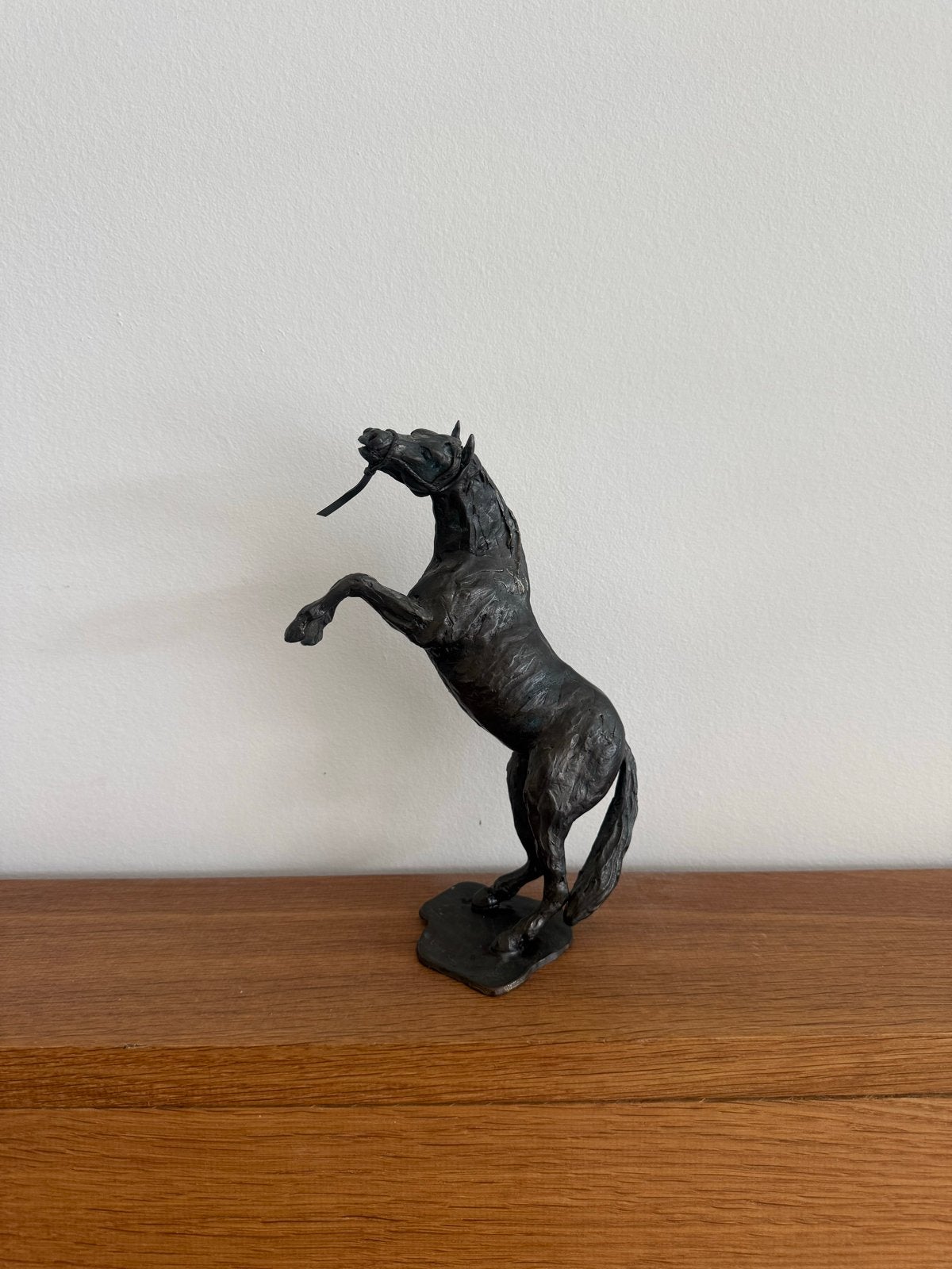 Bronzen paard, steigerend, Minder dan 20 cm, Ophalen of Verzenden, Zwart, Beeld