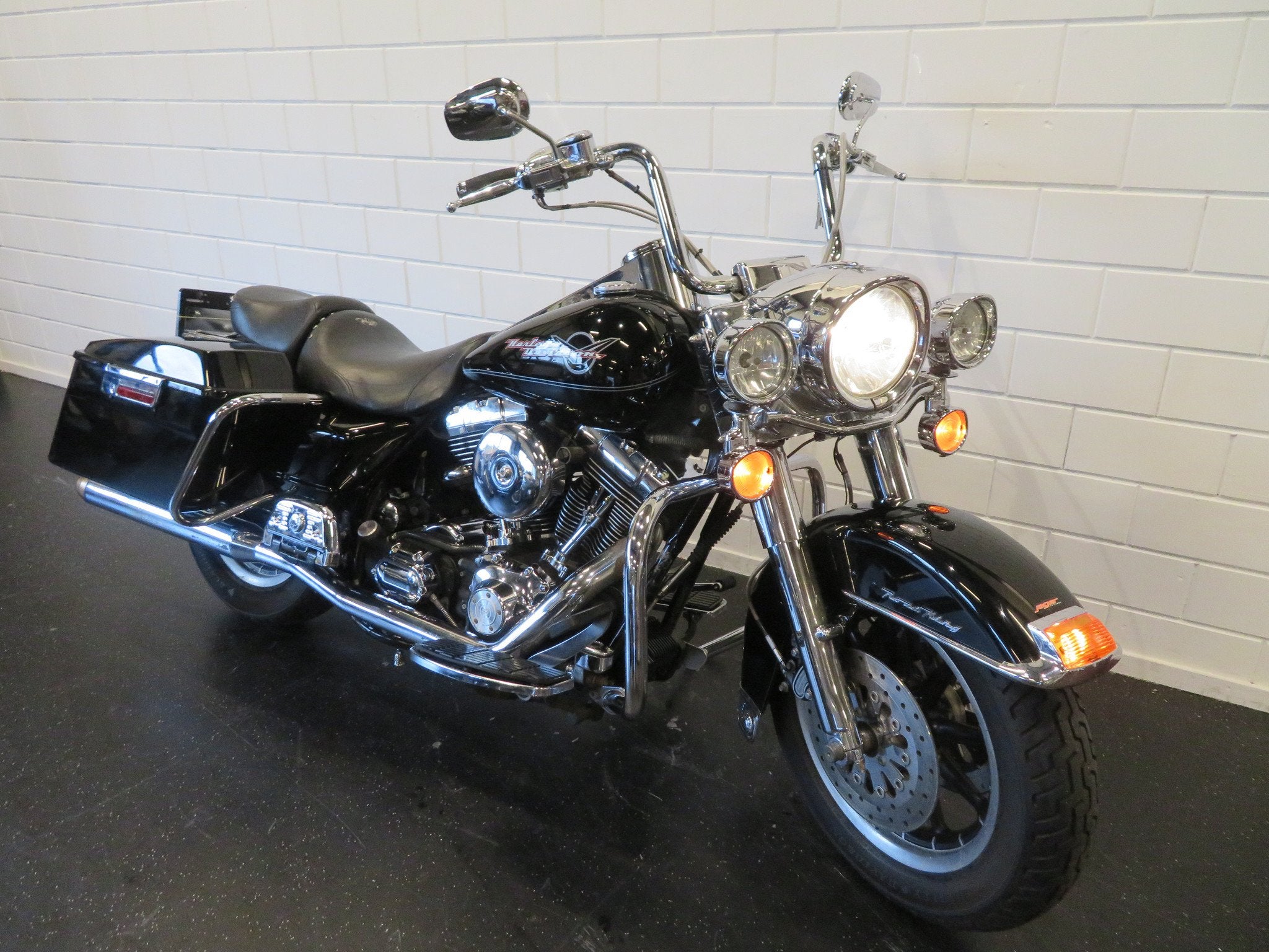 Harley-Davidson FLHRI ROAD KING CLASSIC FULL OPTION, Motoren, Motoren | Harley-Davidson, Bedrijf, Overig